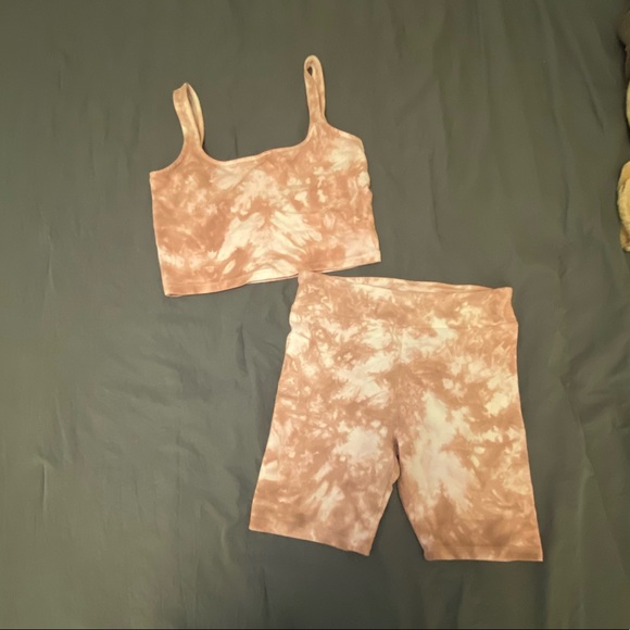 Forever 21 Other - Tie dye Bike Shorts and Crop Top Set NWOT